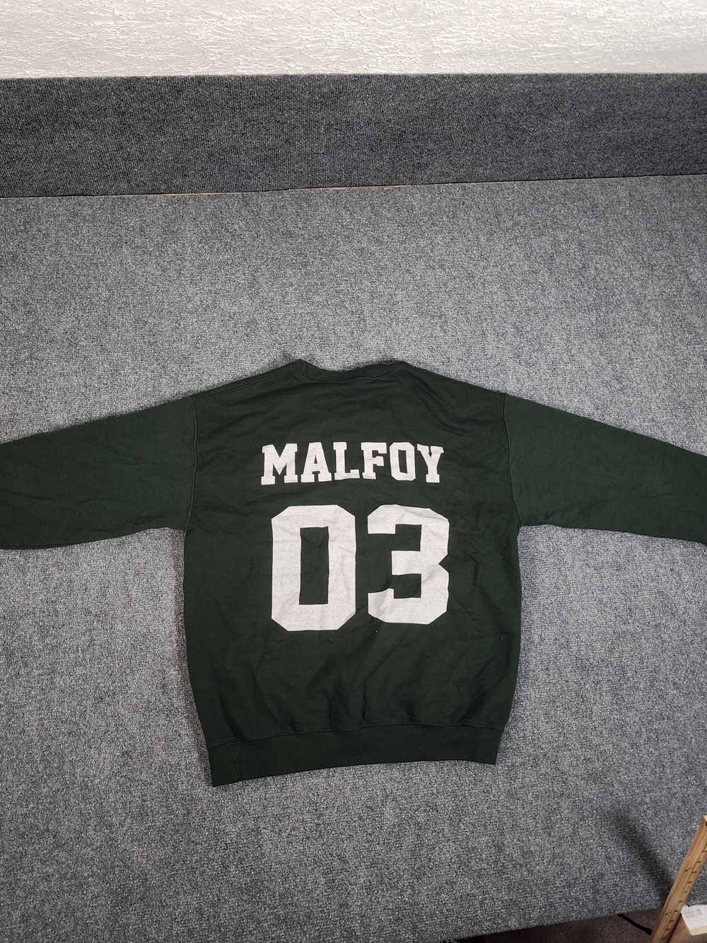 Gildan Men's M Heavy Blend Slytherin Malfoy Pullover Sweater Green Harry Potter